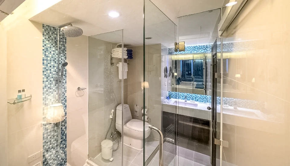 هتل اندامان بیچ سوئیتس پوکت